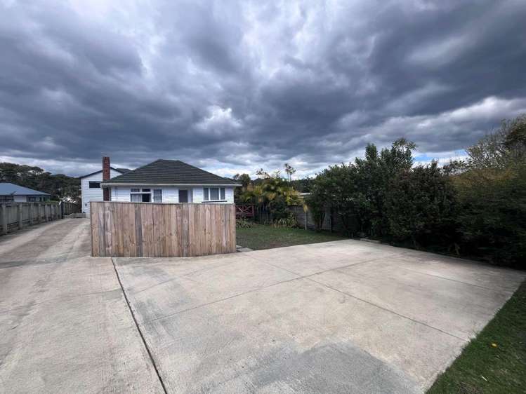 a/24 Norman Road Titirangi_9