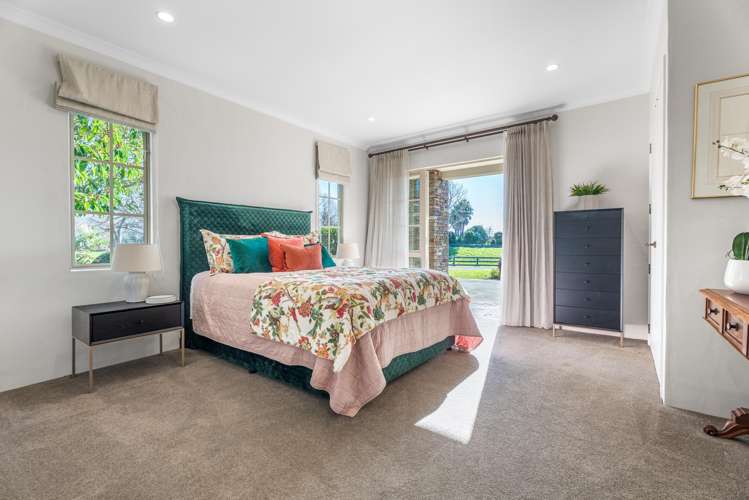 38 Porterfield Road Whitford_45