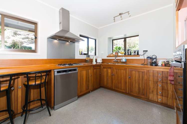 55 Covil Avenue Te Atatu South_7