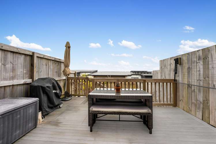 8 Paina Crescent Massey_11