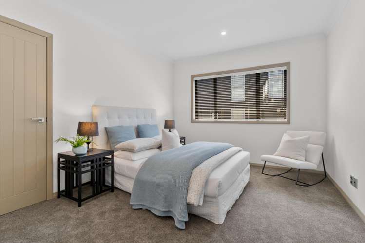 4 Glenoaks Rise Mellons Bay_18