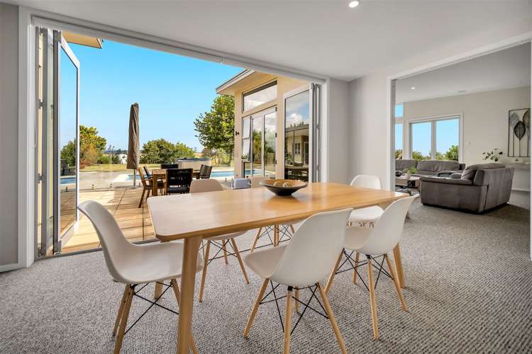 354 Bridge Valley Road Wakefield_6