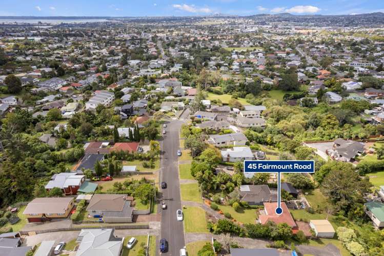 45 Fairmount Road Titirangi_16