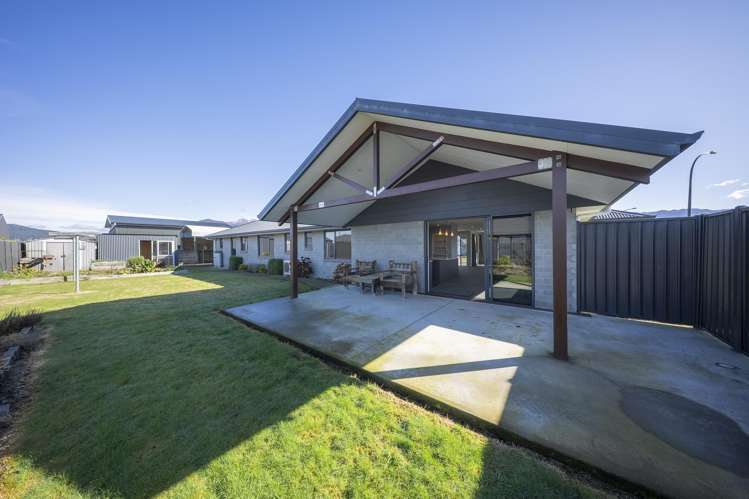 122 Dusky Street Te Anau_24