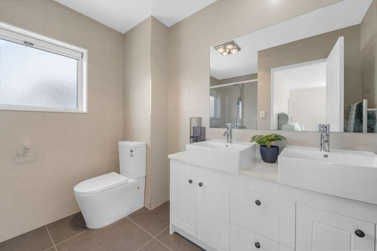 73 Rosewell Crescent Flat Bush_19