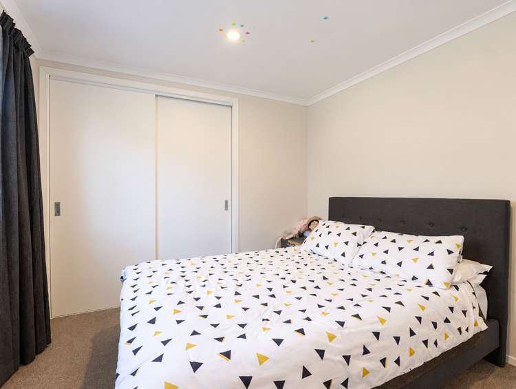 2/92 Grandview Road_3