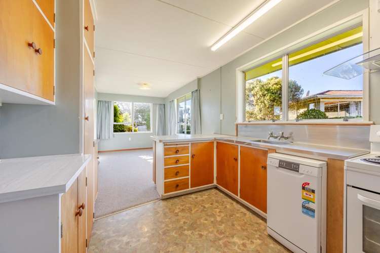 14 McLean Terrace Waipukurau_4