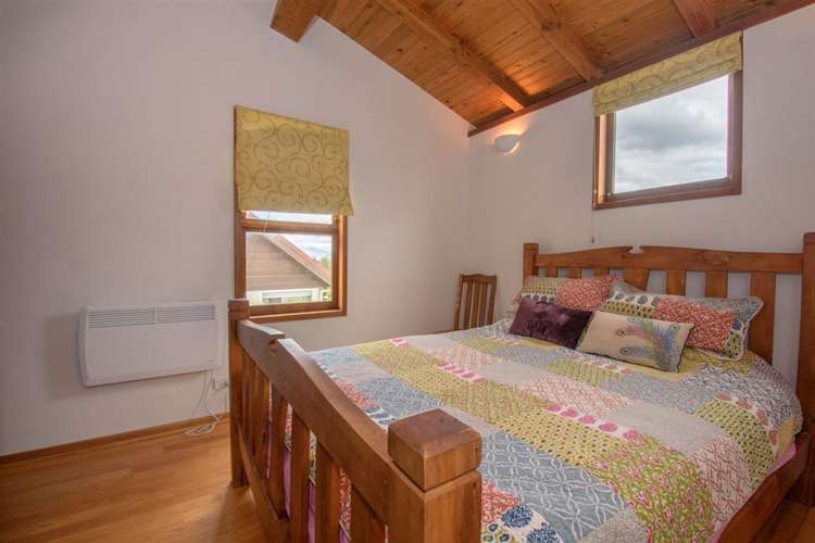 143 Wynyard Crescent Fernhill/Sunshine Bay_25