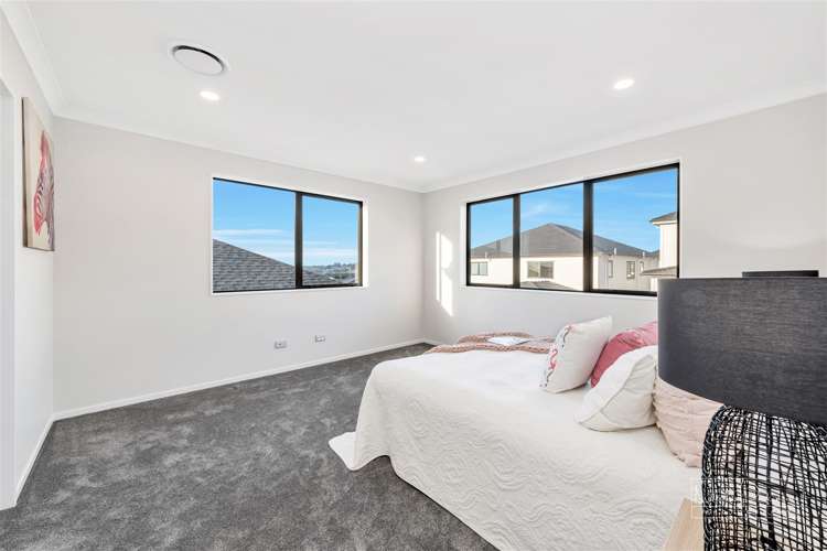 16 Aklander Rise Flat Bush_20