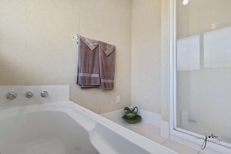 4 Newbegin Place Manurewa_12