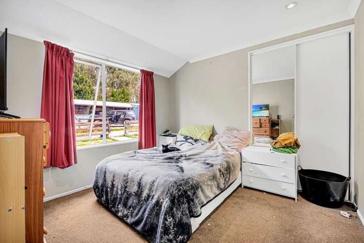 755 Mount Thomas Road Fernside_16