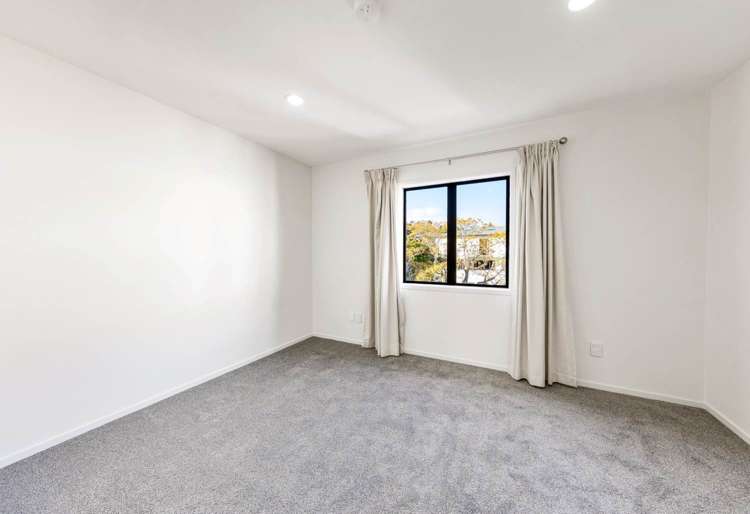 9/27 Rossmay Terrace Mt Eden_6