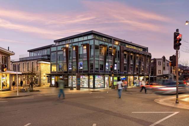 Prime office space with panorama views