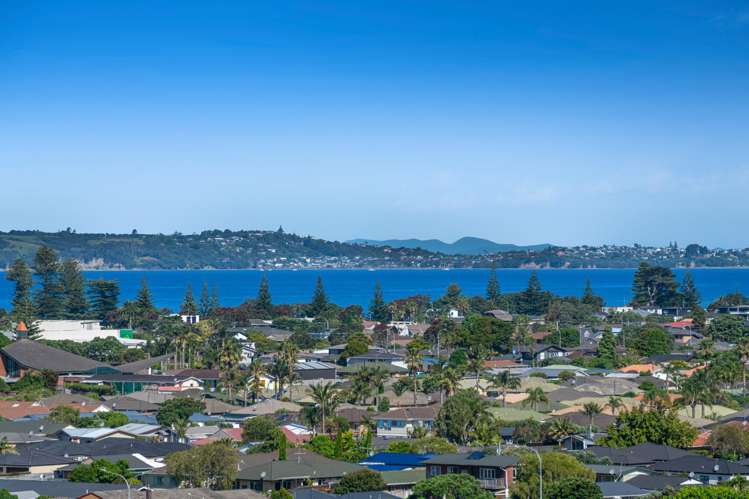 57 The Ritz Orewa_26