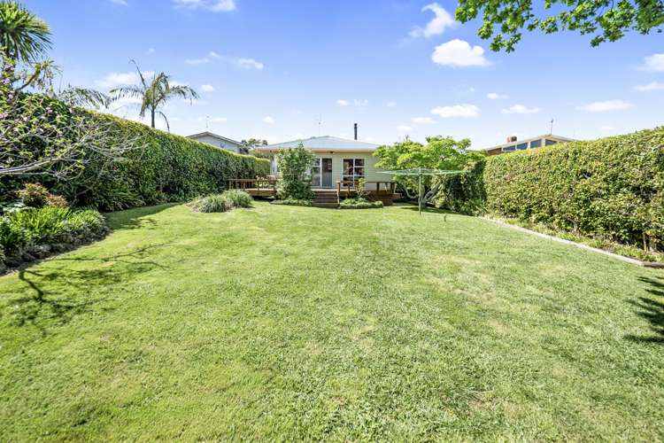 72 Marine Parade Mellons Bay_16