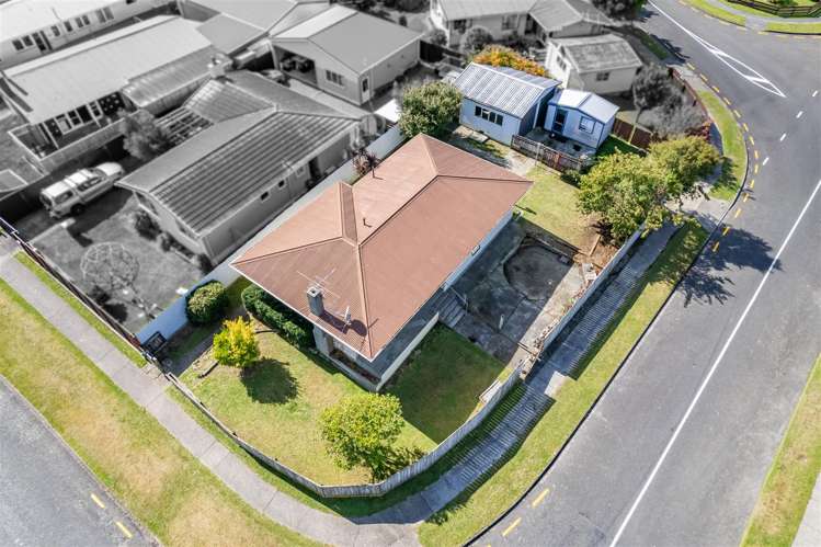 8 Meremere Street Wainuiomata_1