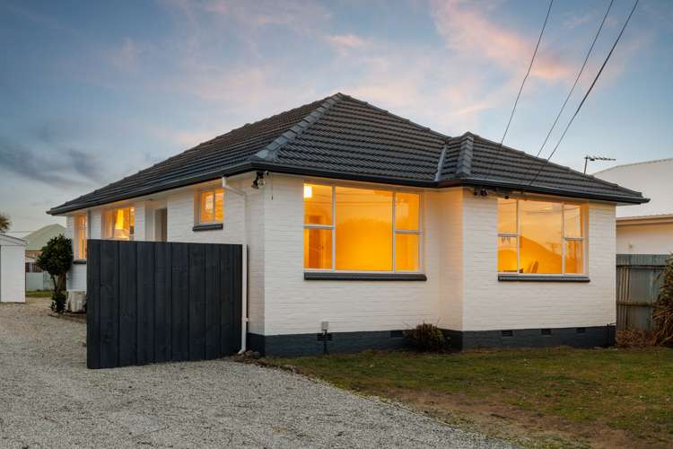 15 Lyndhurst Crescent Wainoni_1