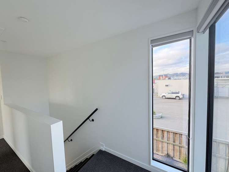 1/5 Clarence Street South Addington_17