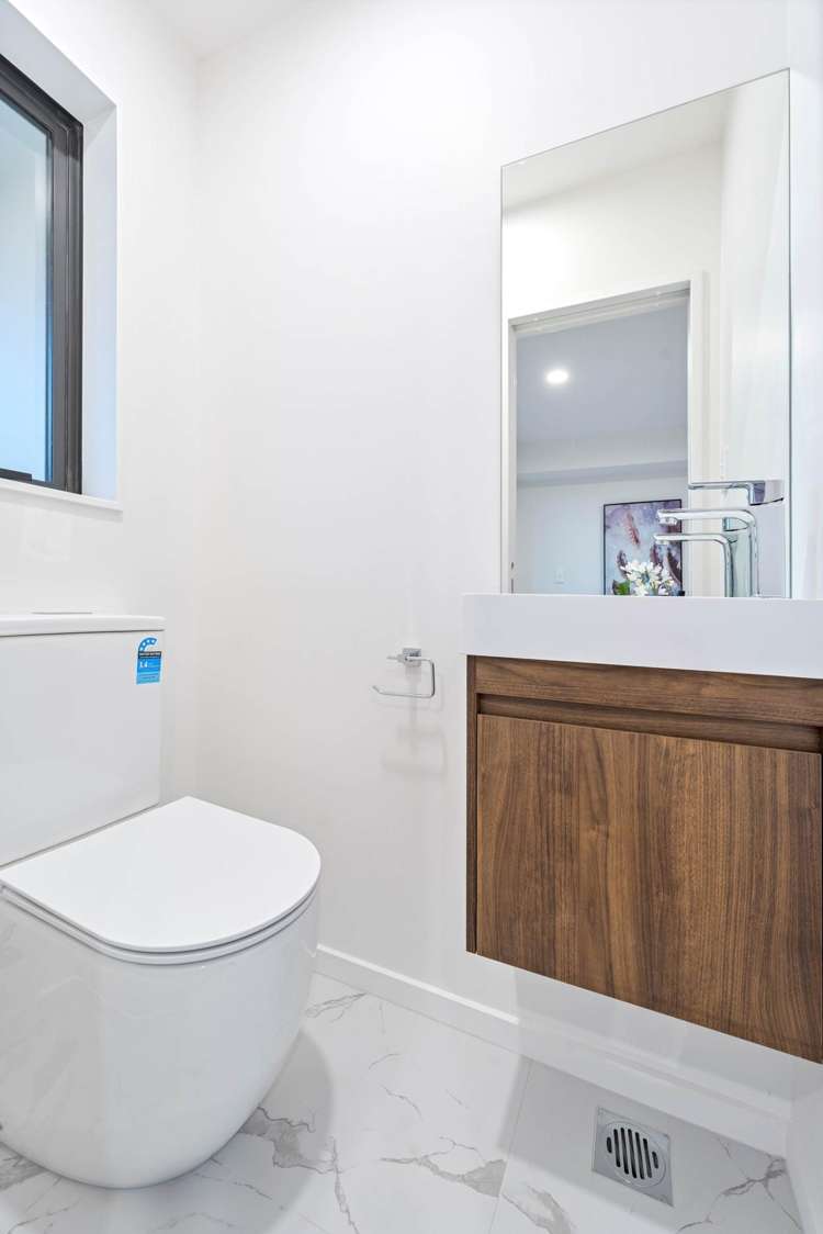 1/11 Hereford Street Te Atatu Peninsula_26
