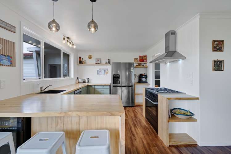 1634 Mountain Road Inglewood_9