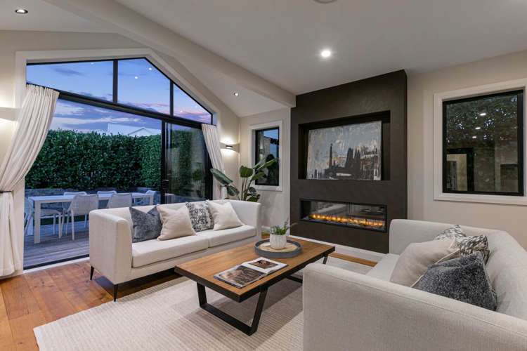 13 Syd Grant Crescent Orewa_16