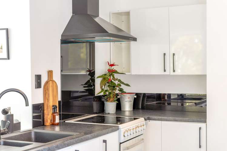 22 Wharf Road Ostend_8