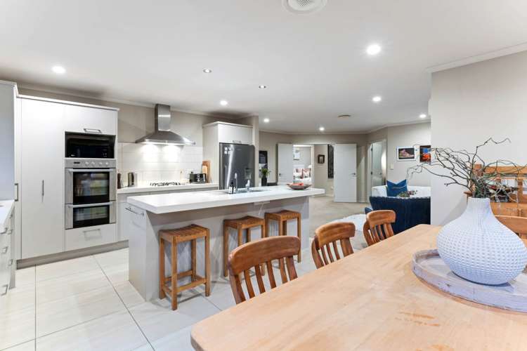 9 Kenley Heights Flat Bush_7