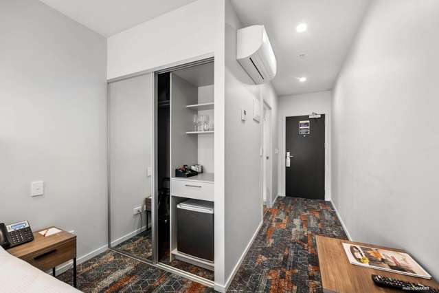 318H 43C Gillies Avenue Epsom_2