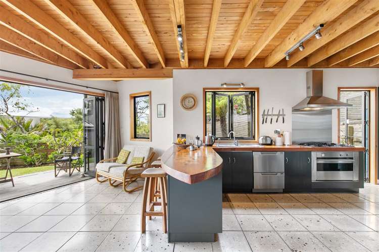 66 Spinnaker Drive Te Atatu Peninsula_5