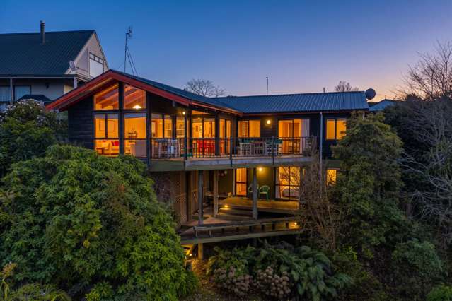 Lakeside Living