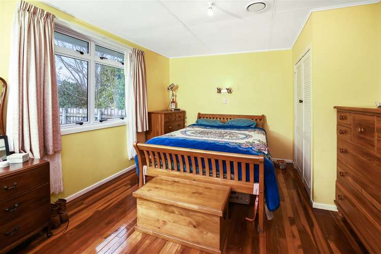 78 Thames Road Paeroa_7