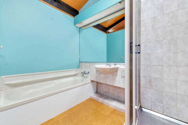 35 Rushgreen Avenue Pahurehure_18