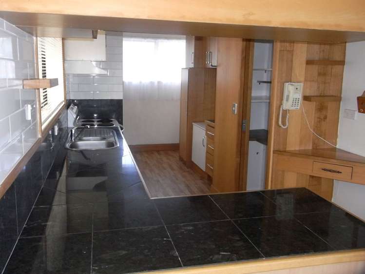 6 Windermere Crescent Blockhouse Bay_3