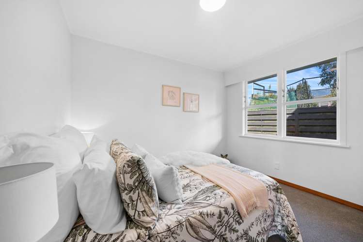 39 Lynda Avenue Paparangi_9