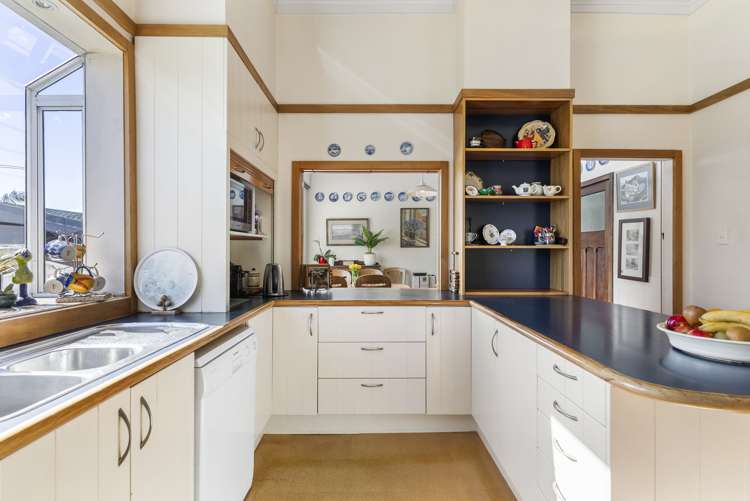 12 Roseberry Avenue Birkenhead_7