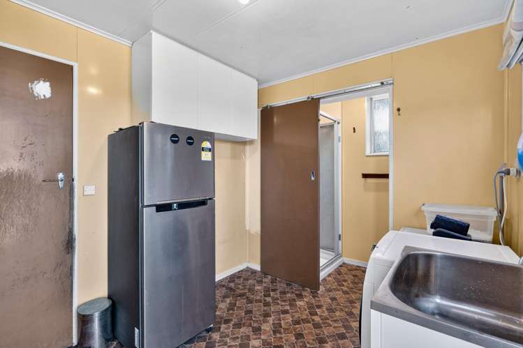 9 Farnham Drive Richmond_19