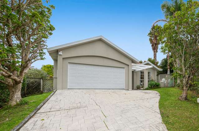 12 Godwin Court Unsworth Heights_2