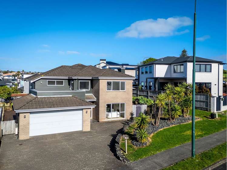 98 Medallion Drive Oteha_33