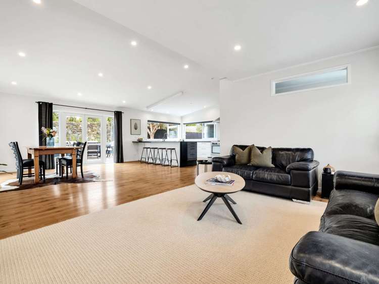 1 Melia Place Stanmore Bay_13