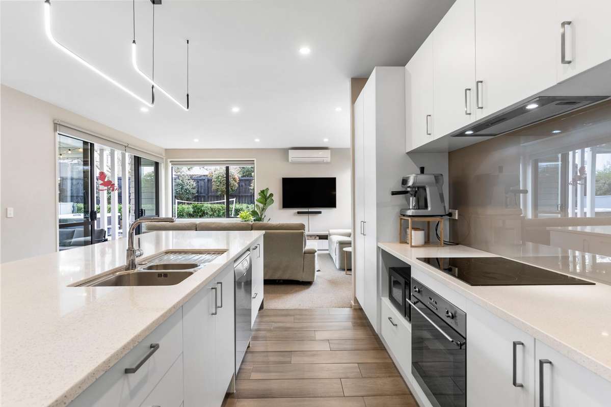 61A Castledine Crescent_1