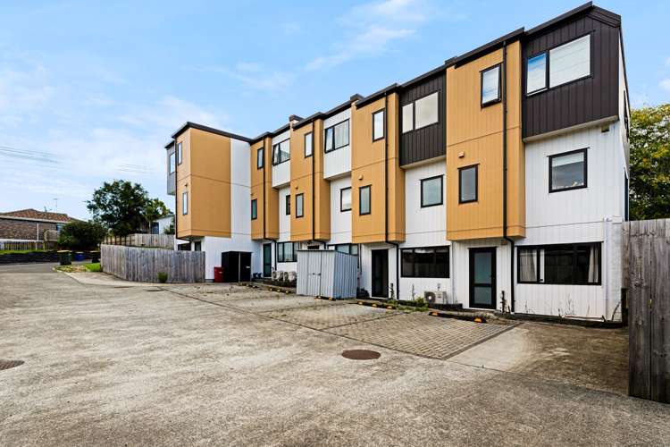 1d Quincey Place Massey_19