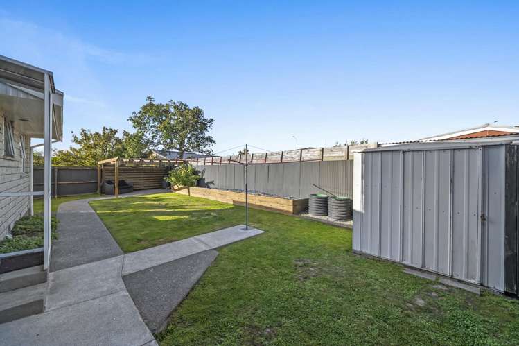 2/8 Applewood Place Casebrook_13