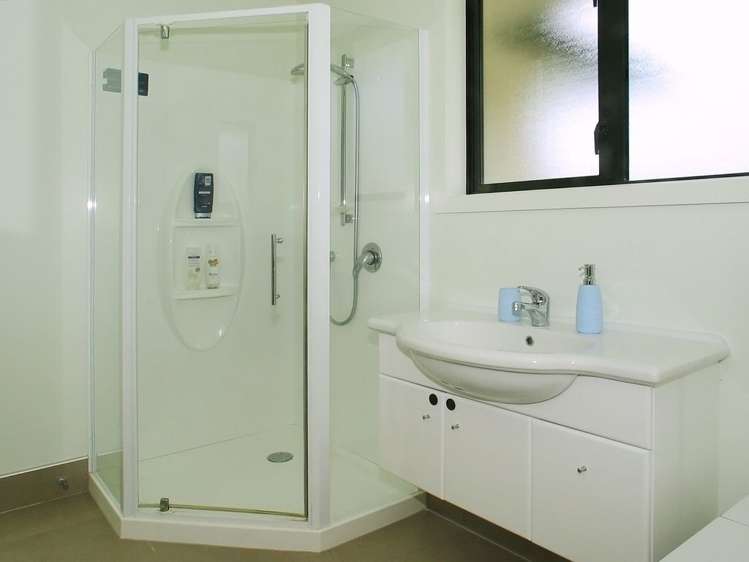 5 Tararua Close Aotea_12