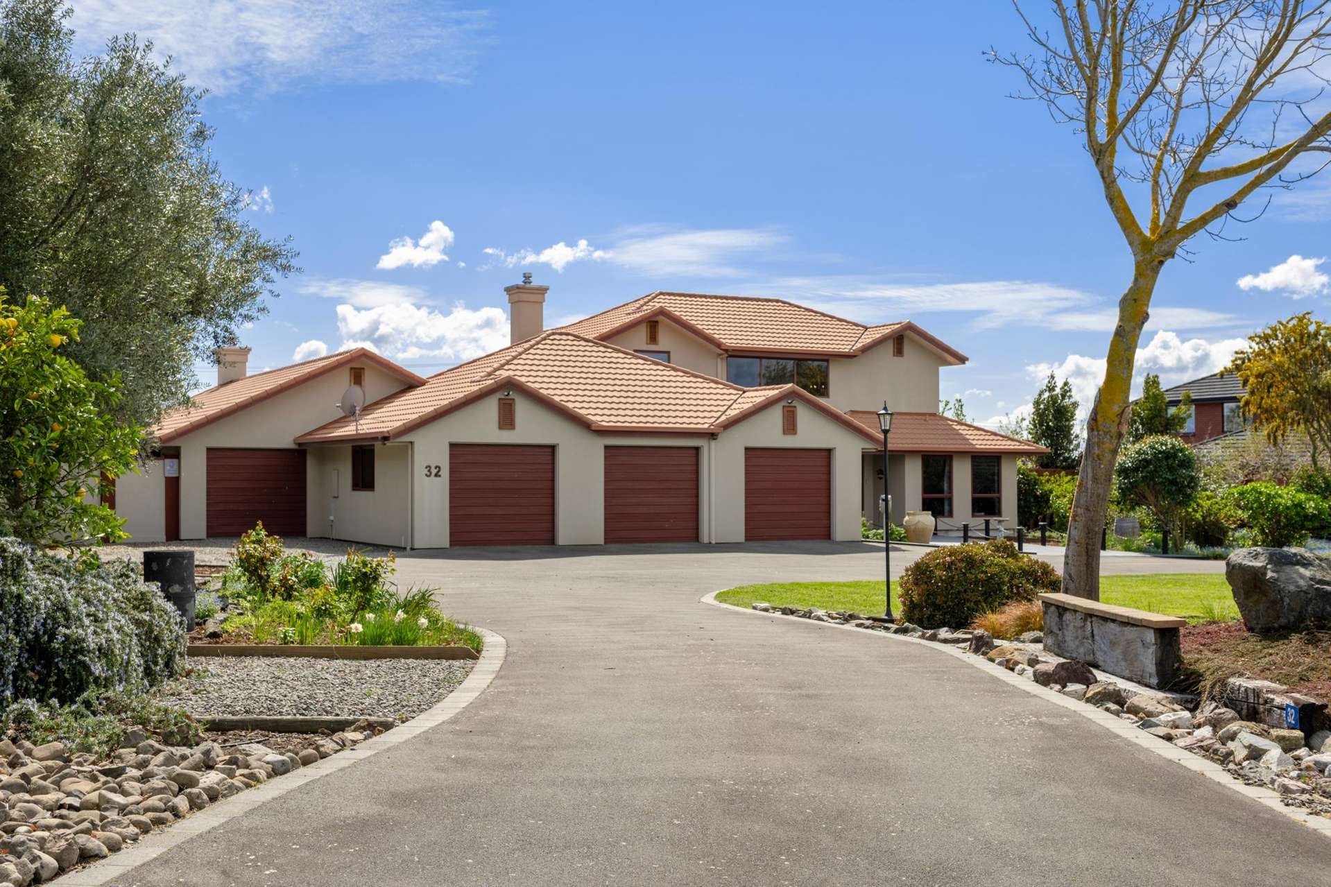 32 Bradleigh Park Fairhall_0