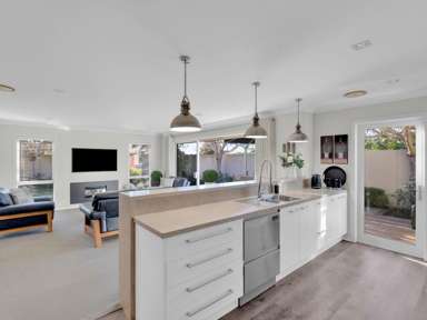 1 Featherstone Drive_4