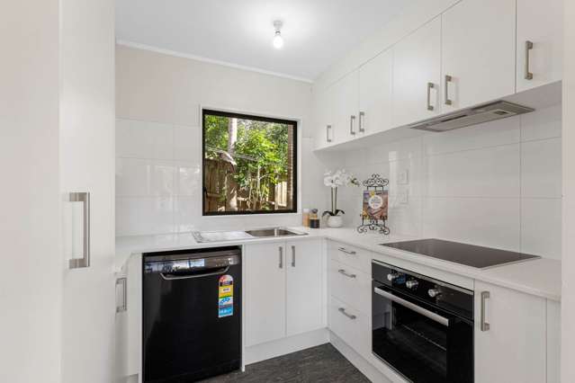 3/24 Eastglen Road Glen Eden_3