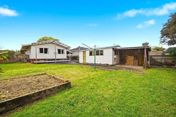 6 Robert Burke Place Henderson_8