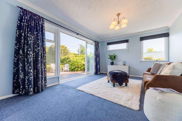 8 Rata Road Raumati Beach_1