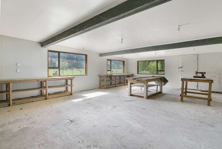 516 Riccarton Road West North Taieri_12