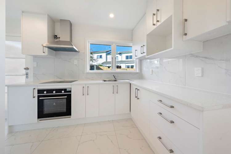 2/16 Britton Avenue Mount Roskill_5